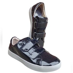 Revitalign Size 9 D Navy Blue Glossy Patent Strap Sneaker Shoes